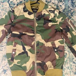 Stylish Camouflage Bomber Jacket